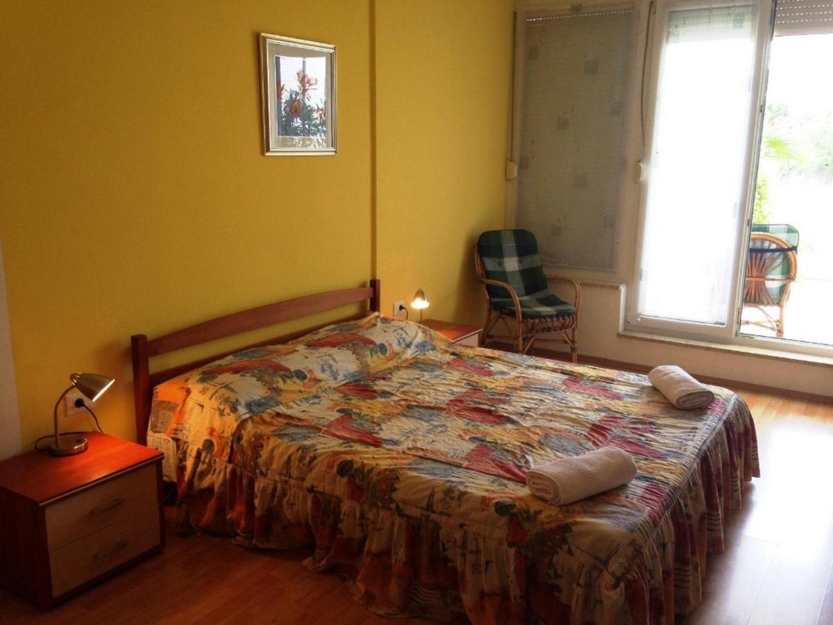 פורץ Apartman Alexandra מראה חיצוני תמונה
