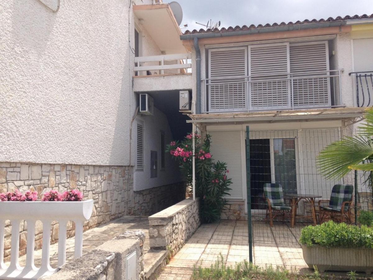 פורץ Apartman Alexandra מראה חיצוני תמונה